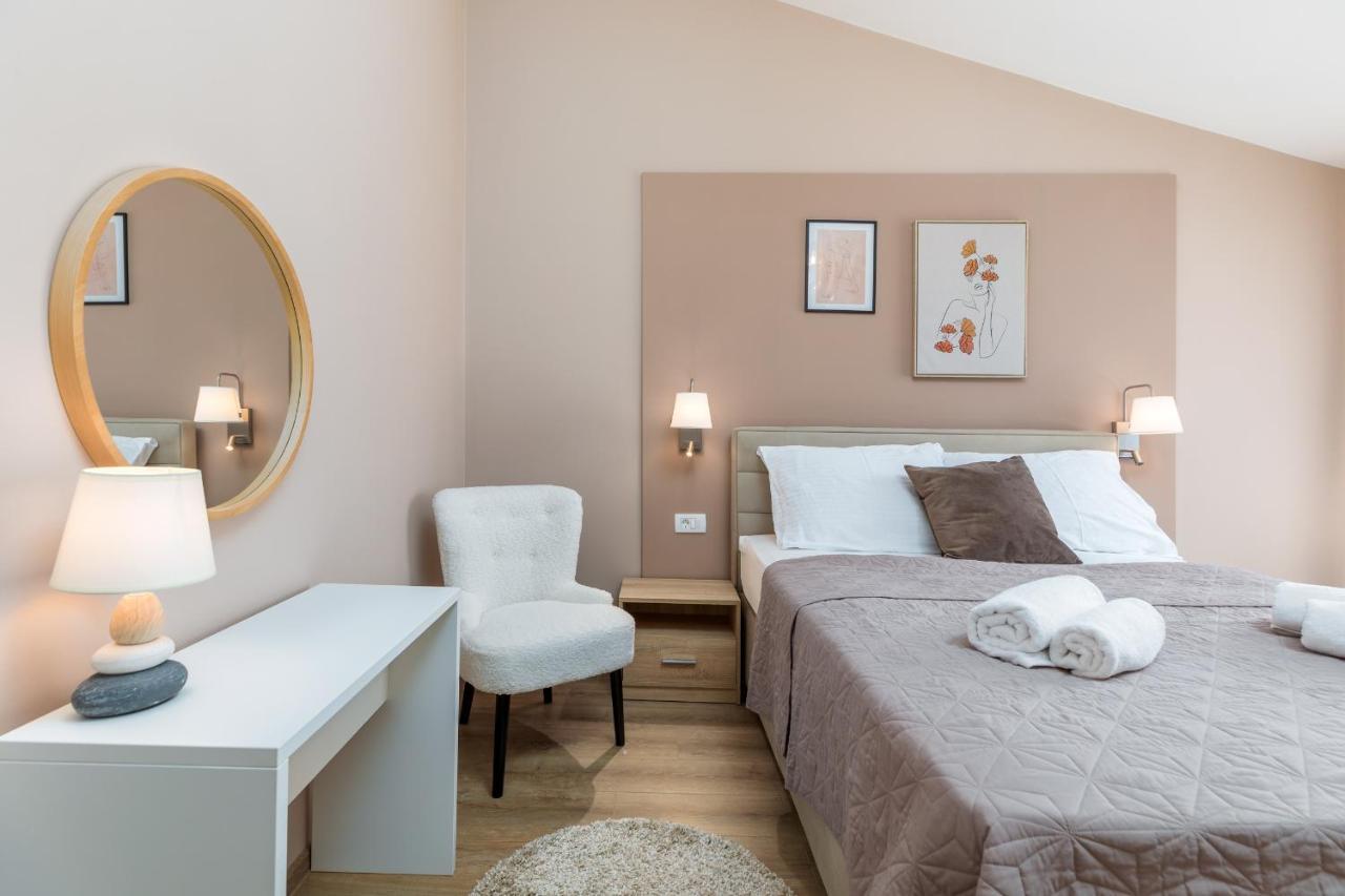 Wine House Apartments & Rooms Marceta Fažana Buitenkant foto